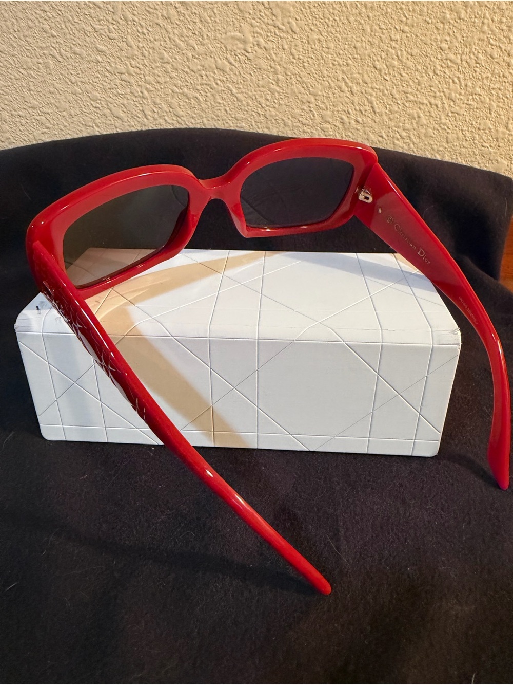 Dior Red Square Women's Sunglasses - Picture 9 of 13